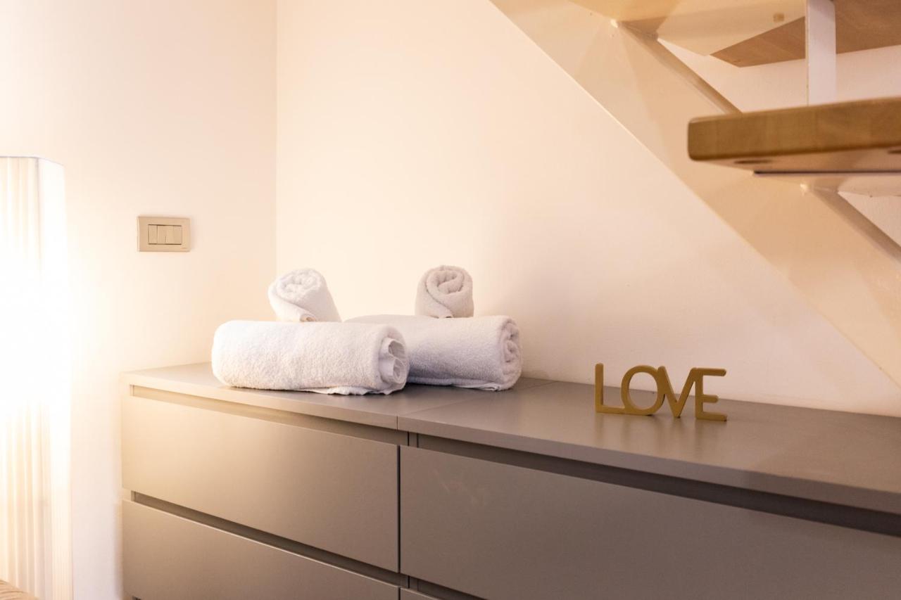 Duomo Apartament Apartment Милано Екстериор снимка
