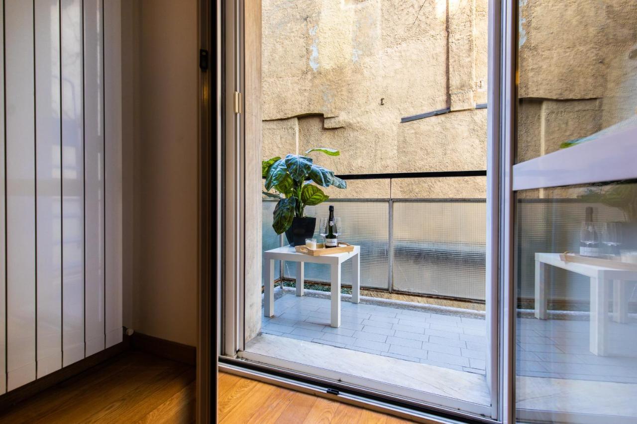 Duomo Apartament Apartment Милано Екстериор снимка