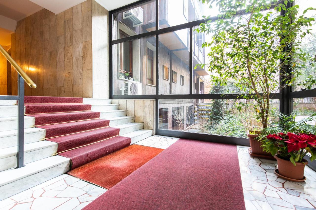 Duomo Apartament Apartment Милано Екстериор снимка